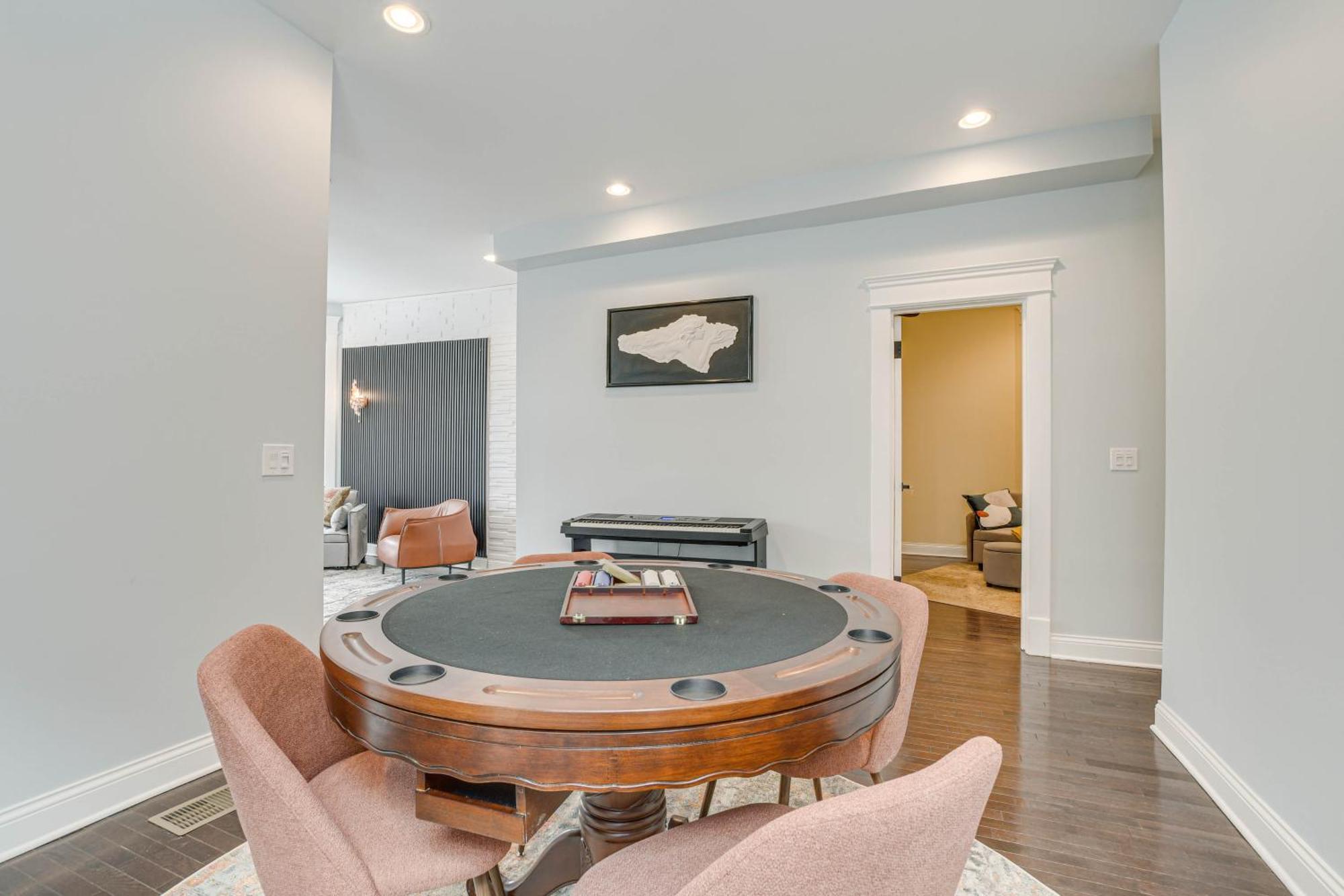 Spacious Condo With Deck About 3 Mi To Downtown Chicago! Екстериор снимка