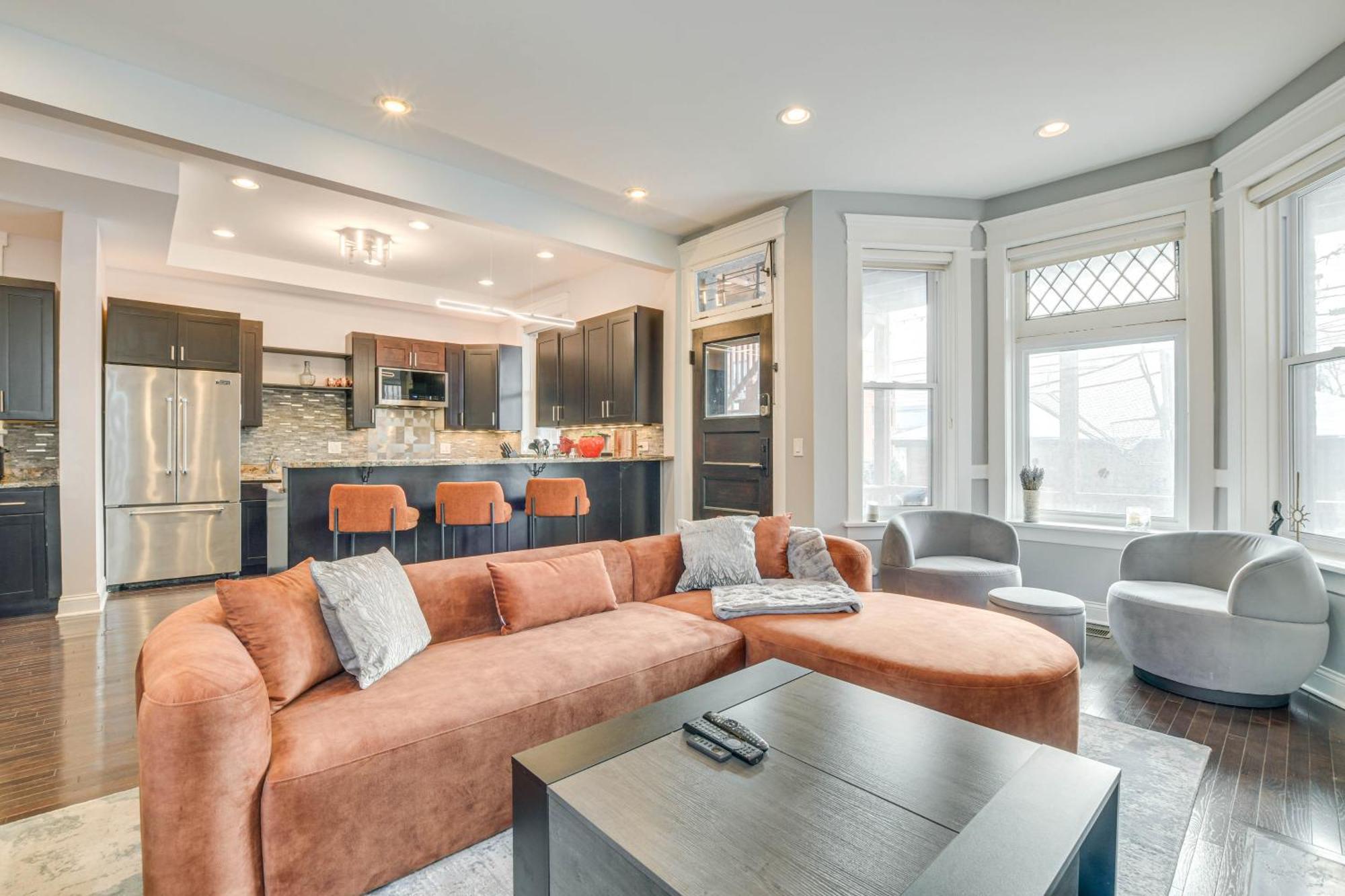 Spacious Condo With Deck About 3 Mi To Downtown Chicago! Екстериор снимка
